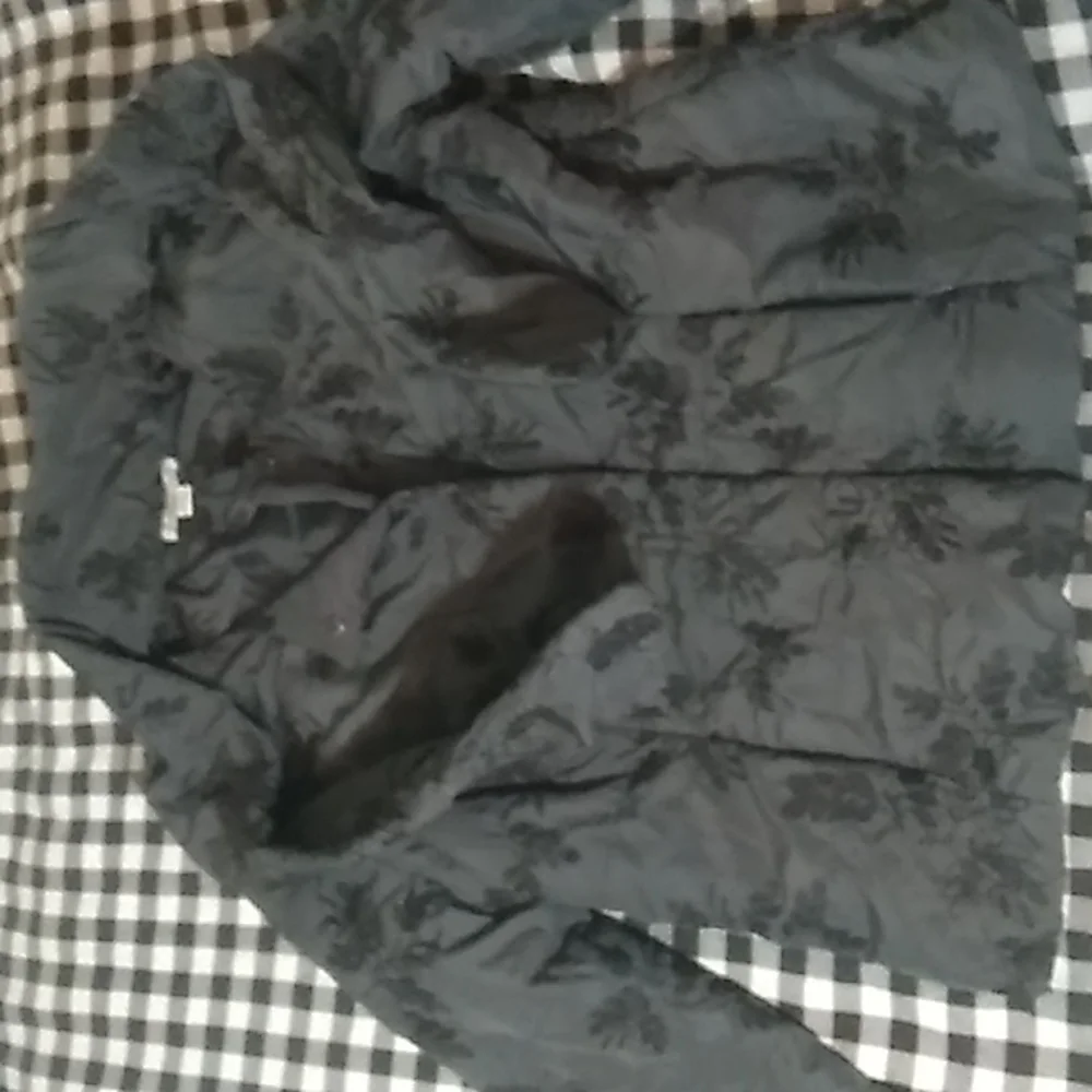 Cold water Creek Red Brocade Snap Up Jacket - Picture 5 of 8